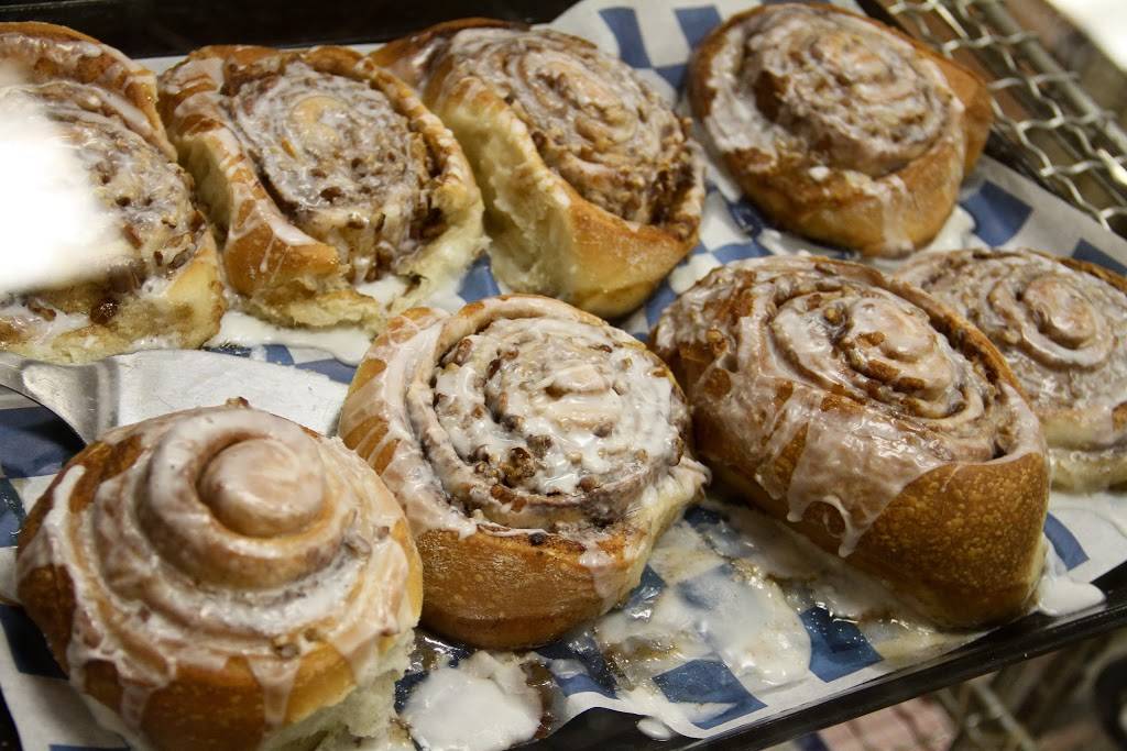 Woerners Warehouse Cafe + Catering | restaurant | 305 S Lincoln St, Fredericksburg, TX 78624, USA | 8309972246 OR +1 830-997-2246