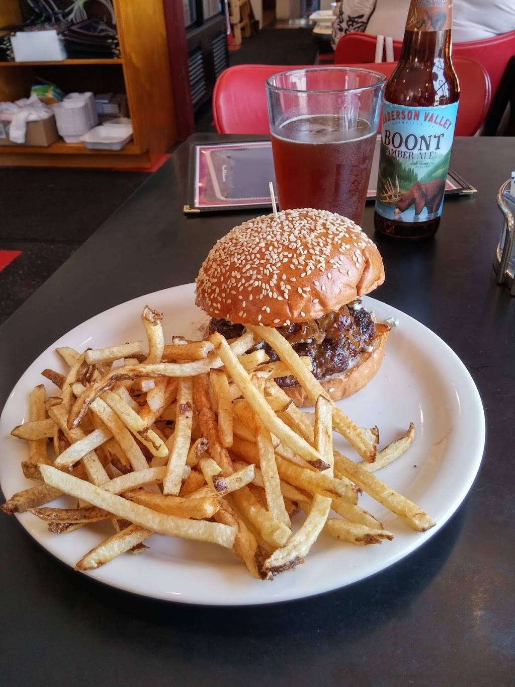 Foxs Restaurant | restaurant | 2352 Lake Ave, Altadena, CA 91001, USA | 6267979430 OR +1 626-797-9430