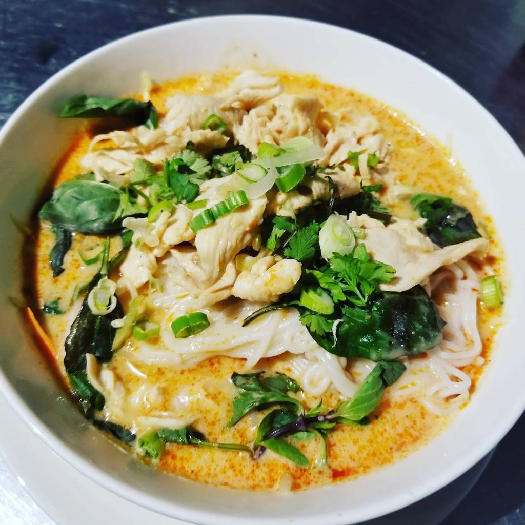 Thai E-San Kitchen | restaurant | 1440 Ary Ln suite b, Dixon, CA 95620, USA | 7076765574 OR +1 707-676-5574