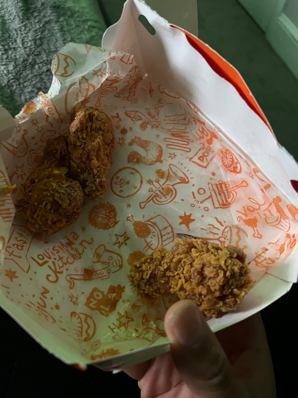 Popeyes Louisiana Kitchen | restaurant | 40 Newport Ave, Rumford, RI 02916, USA | 4013213267 OR +1 401-321-3267