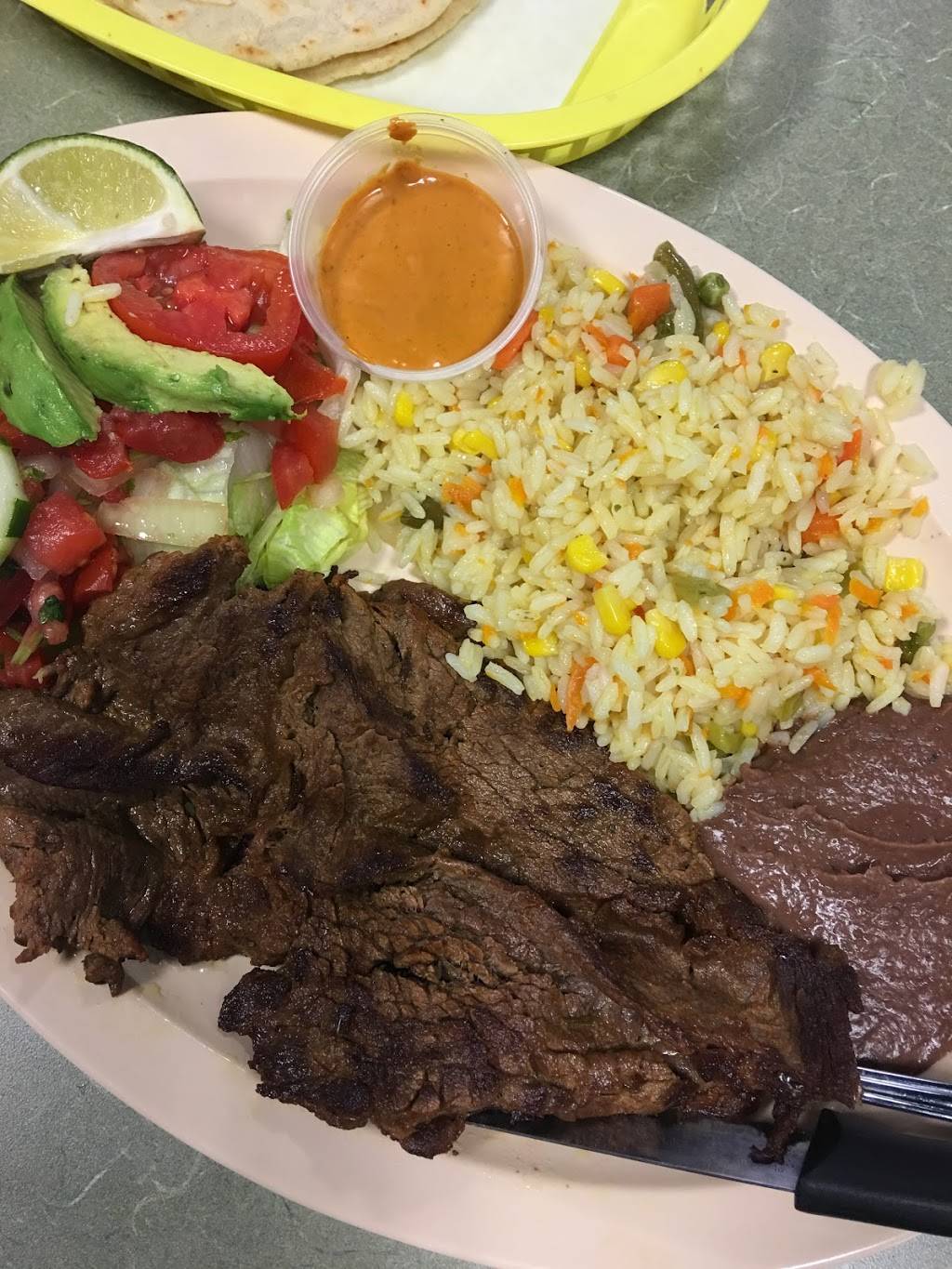 El Rincon Salvadoreno | restaurant | 2100 Roswell Rd Suite 2104, Marietta, GA 30062, USA | 7706753520 OR +1 770-675-3520
