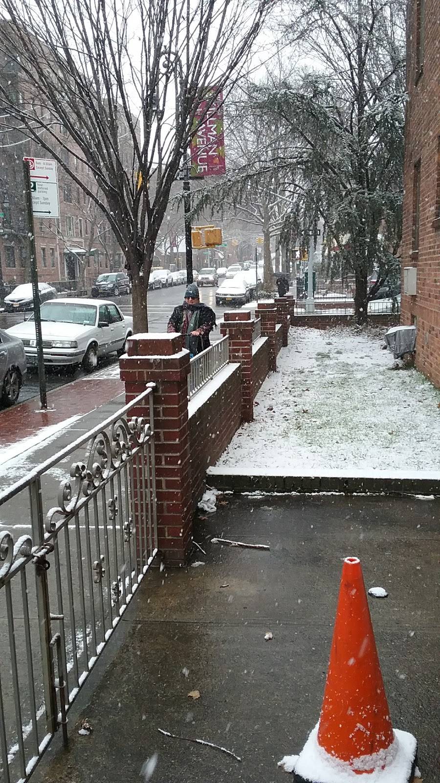 Skillmans Famous Pizza Shop | restaurant | 4606 Skillman Ave, Sunnyside, NY 11104, USA | 7187841821 OR +1 718-784-1821