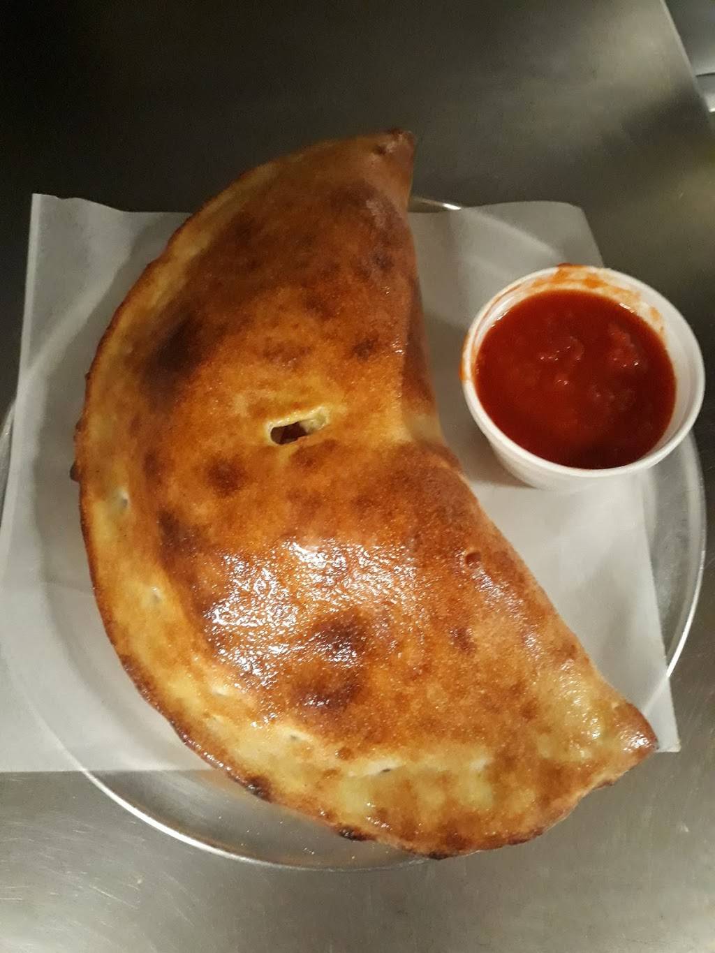 Ginos Pizza and Grill | restaurant | 459 Dwight St, Springfield, MA 01103, USA | 4137344466 OR +1 413-734-4466