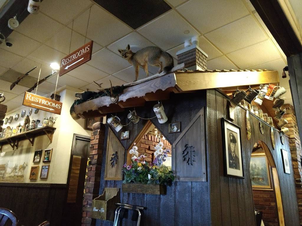 Chef Klaus Bier Stube | restaurant | 20827 South La Grange Road, Frankfort, IL 60423, USA | 8154690940 OR +1 815-469-0940