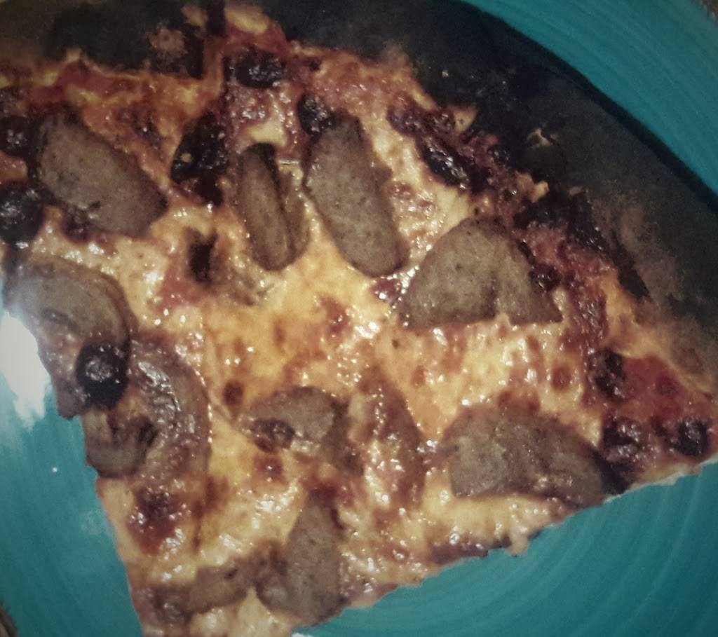 Uptown Pizza | meal delivery | 300 E Main St, Meriden, CT 06450, USA | 2032379339 OR +1 203-237-9339