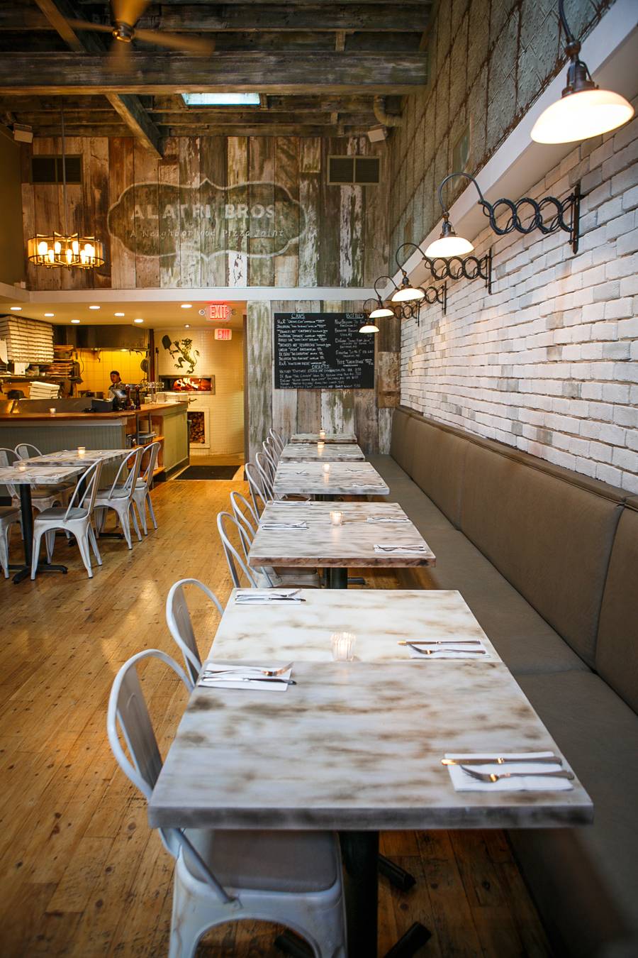 Alatri Bros | restaurant | 4926 Cordell Ave, Bethesda, MD 20814, USA | 3017186427 OR +1 301-718-6427