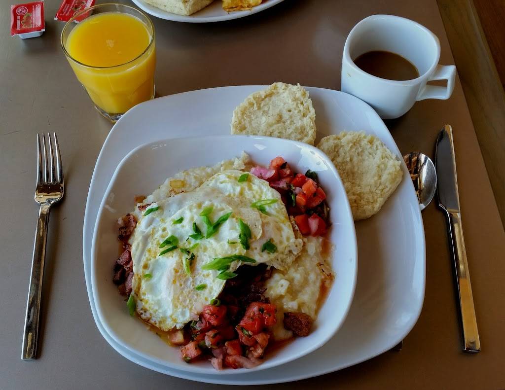 2nd Ave Pier | restaurant | 110 Ocean Blvd, Myrtle Beach, SC 29577, USA | 8434457437 OR +1 843-445-7437