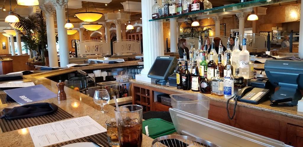 BRAVO Cucina Italiana | restaurant | 106 Major Reynolds Pl, Knoxville, TN 37919, USA | 8655845510 OR +1 865-584-5510