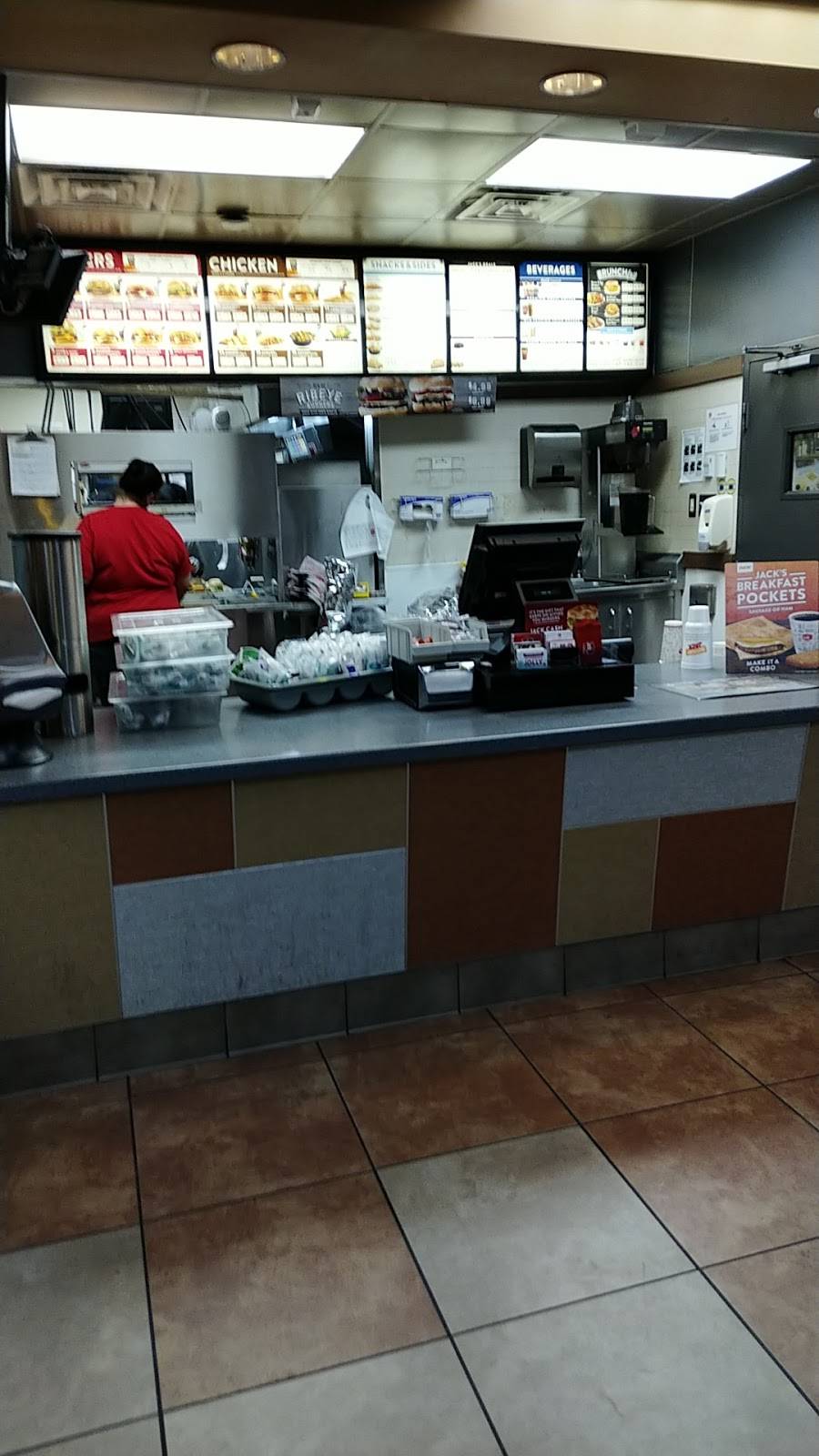 Jack in the Box | restaurant | 6403 Wesley St, Greenville, TX 75402, USA | 9034541616 OR +1 903-454-1616