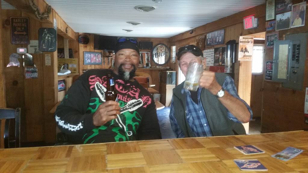 Colchester Bar & Grill | restaurant | 67 County Rd 50 W, Harrow, ON N0R 1G0, Canada | 5197386198 OR +1 519-738-6198