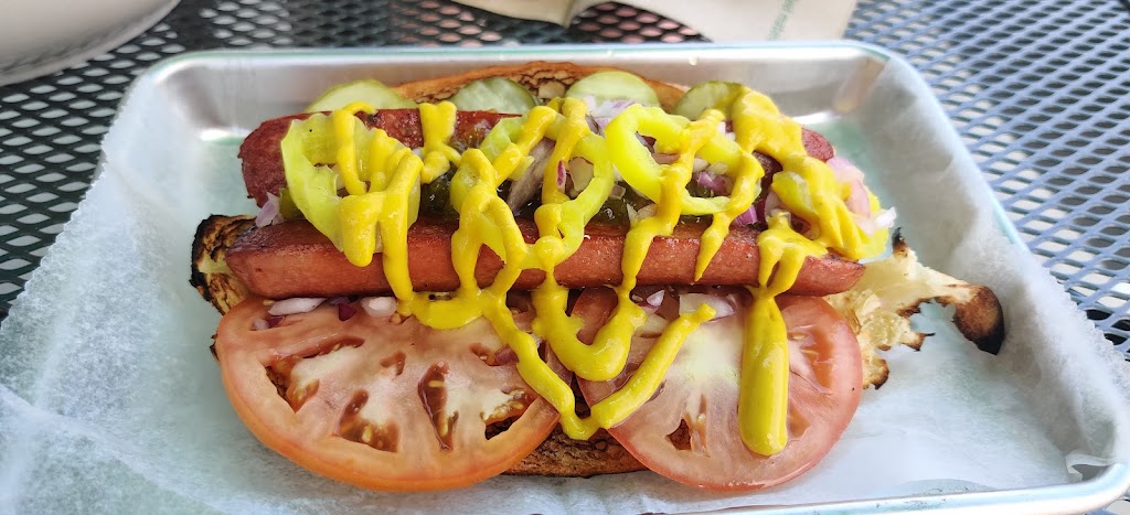 Basic Burger - Tysons West | restaurant | 1495 Cornerside Blvd, Vienna, VA 22182, USA | 7034800330 OR +1 703-480-0330