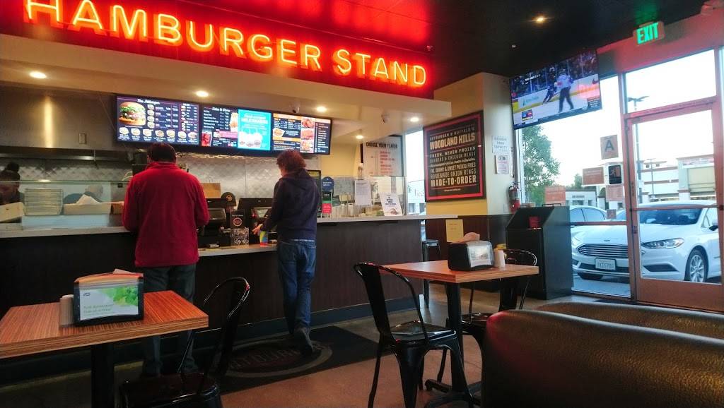 Fatburger | restaurant | 21911 Ventura Blvd, Woodland Hills, CA 91364, USA | 8187020257 OR +1 818-702-0257