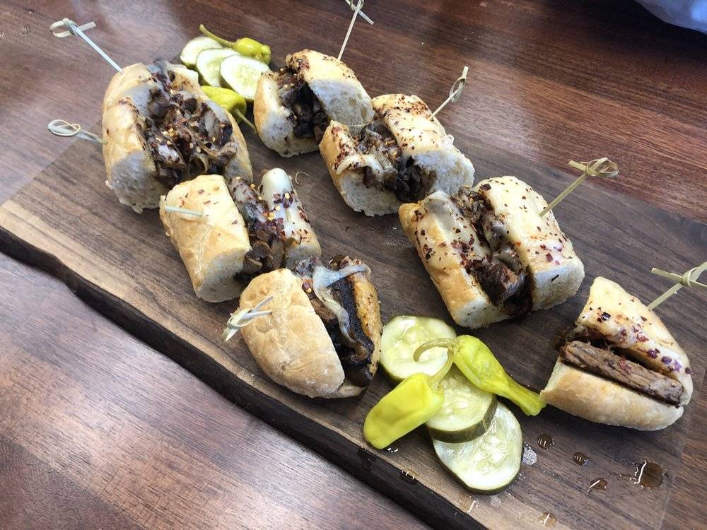 Nosh & Bottle - Catering Restaurant & Market | cafe | 370 West Las Colinas Boulevard #100, Irving, TX 75039, USA | 4694420808 OR +1 469-442-0808