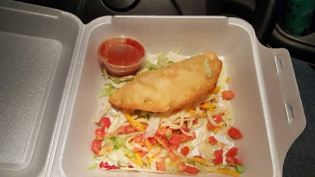 El Bees | restaurant | 10402 S 144th St, Omaha, NE 68138, USA | 4028968417 OR +1 402-896-8417