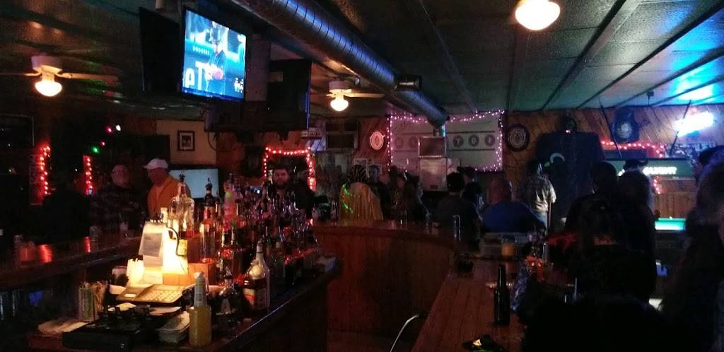 Bills Hilltop Inc | restaurant | 236 Jackson Ave, Susquehanna, PA 18847, USA | 5708534864 OR +1 570-853-4864