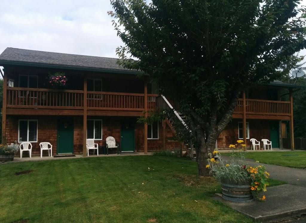 Elderberry Inn | restaurant | 44601 US-26, Seaside, OR 97138, USA | 5037552229 OR +1 503-755-2229