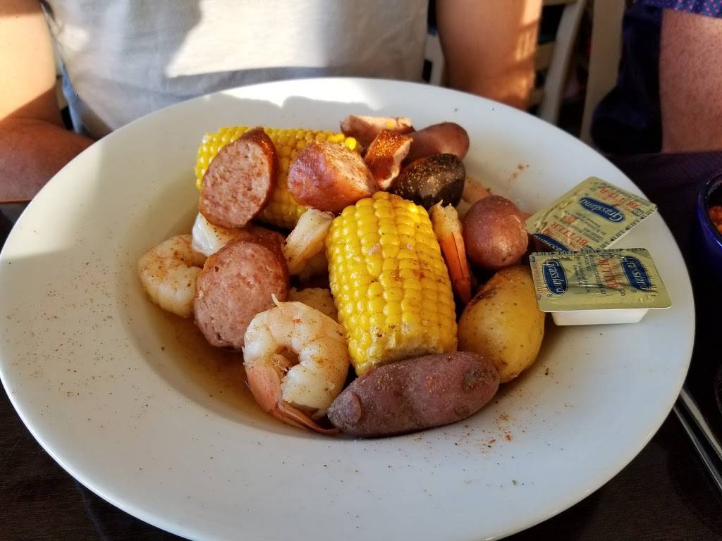 Pressleys at the Marina | restaurant | 3702 Docksite Rd, Edisto Island, SC 29438, USA | 8438699226 OR +1 843-869-9226