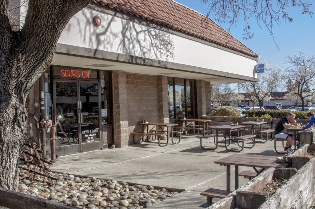 Eriks DeliCafé | Vineyard Town Center, Morgan Hill | meal takeaway | 309 Vineyard Blvd, Morgan Hill, CA 95037, USA | 4087785151 OR +1 408-778-5151