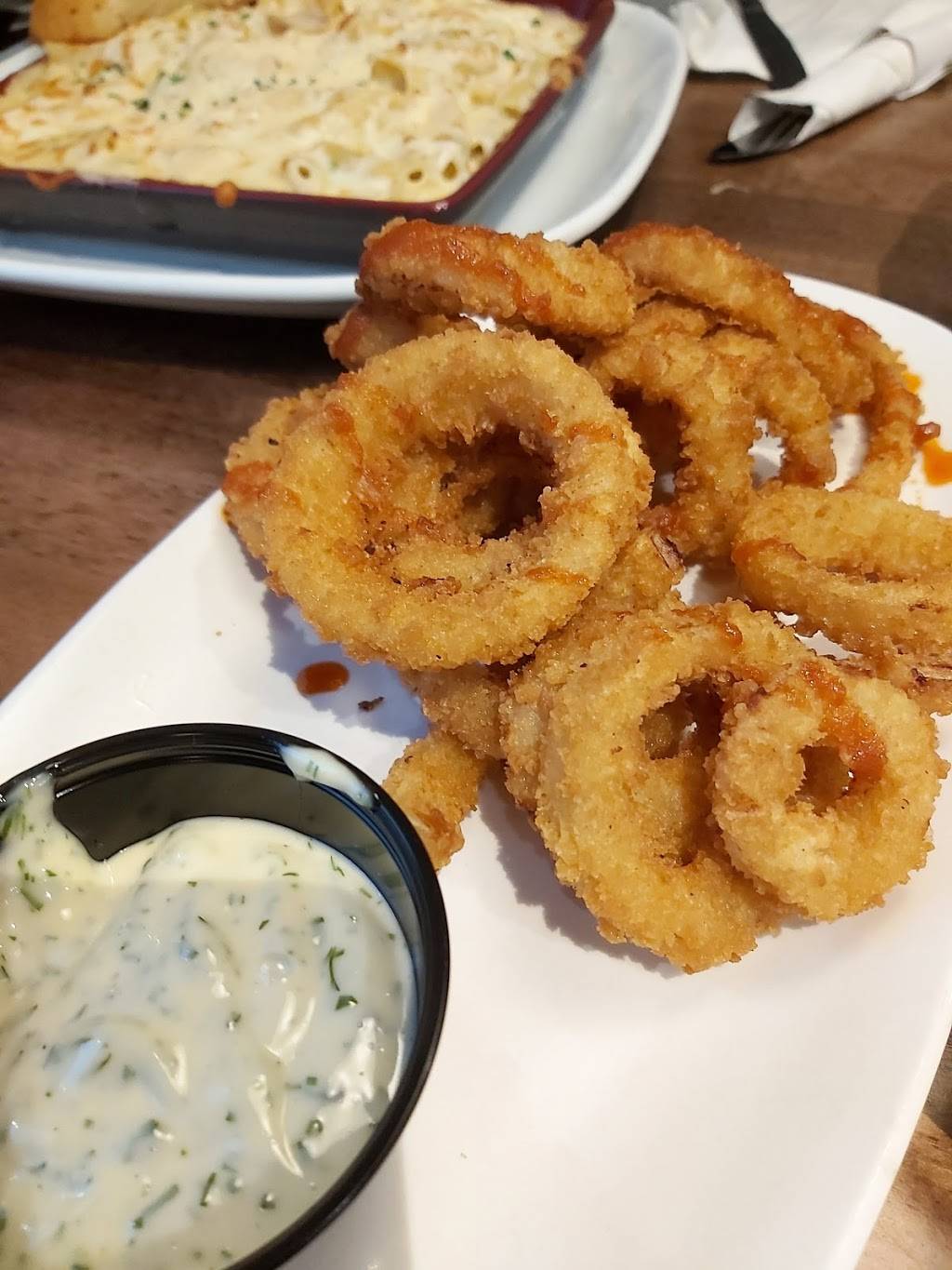 Boston Pizza | restaurant | 951 Taunton Rd E, Oshawa, ON L1H 7K5, Canada | 9057202900 OR +1 905-720-2900