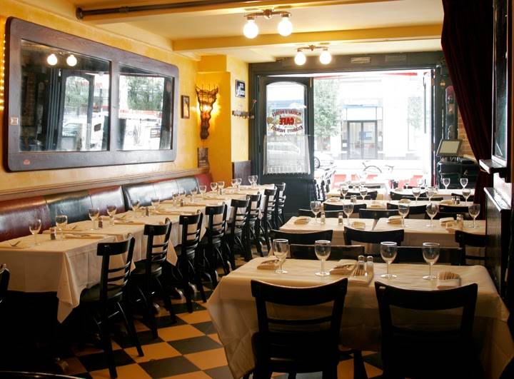 Le Singe | restaurant | 160 7th Ave, New York, NY 10011, USA | 2123664100 OR +1 212-366-4100
