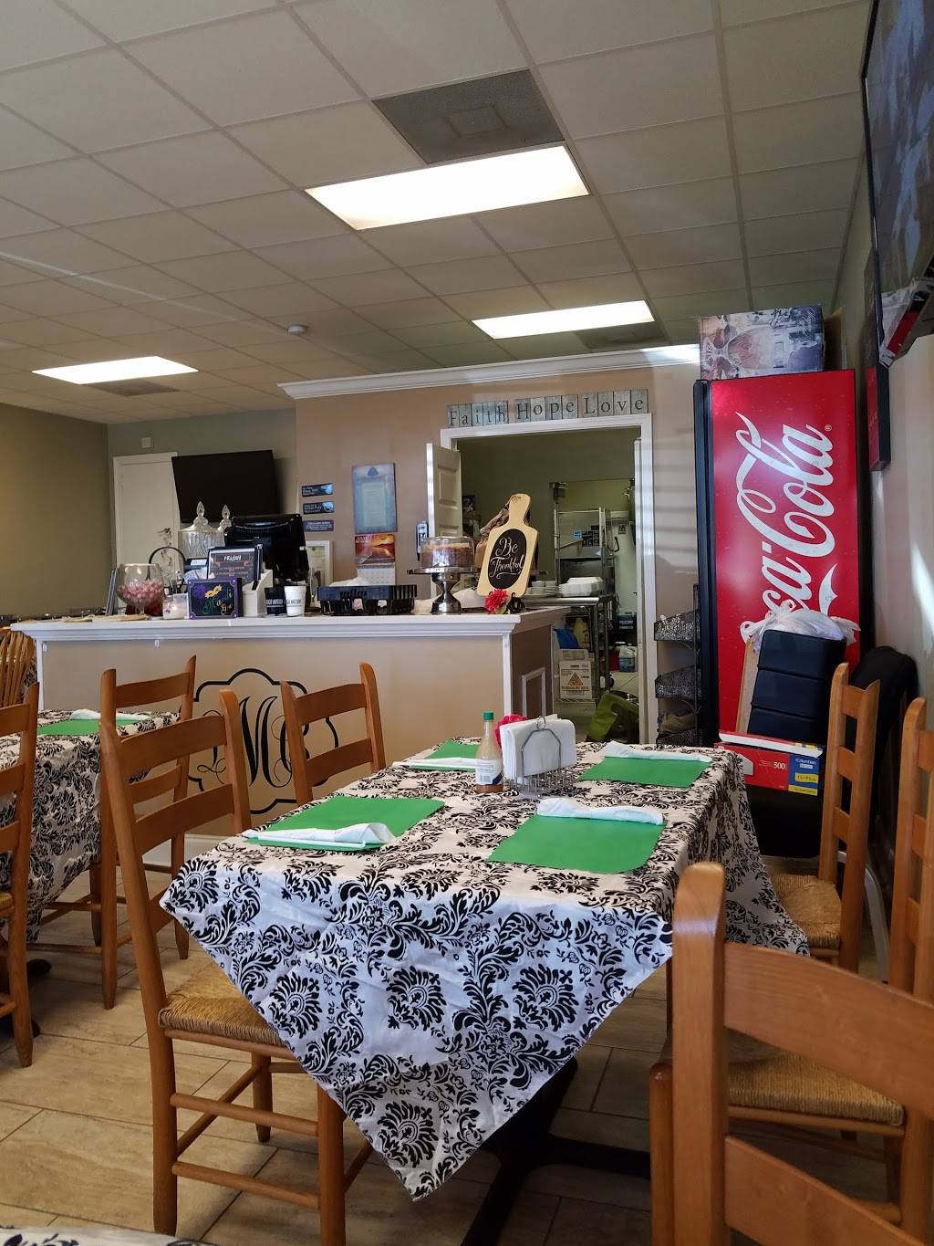 Minnies Daughter Catering and Cafe | restaurant | 3991 Pontchartrain Dr, Slidell, LA 70458, USA | 9853268189 OR +1 985-326-8189
