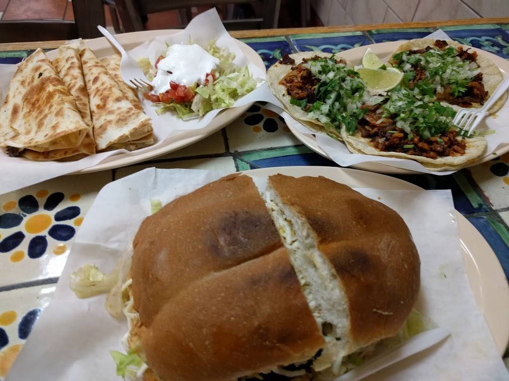 Burrito House | restaurant | 9001 N Milwaukee Ave, Niles, IL 60714, USA | 8479660884 OR +1 847-966-0884