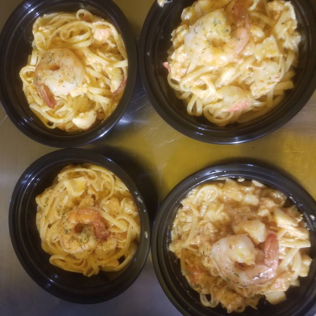 Sticky Wingz And Things | meal takeaway | 1005 Bergen St, Newark, NJ 07112, USA | 9739269464 OR +1 973-926-9464