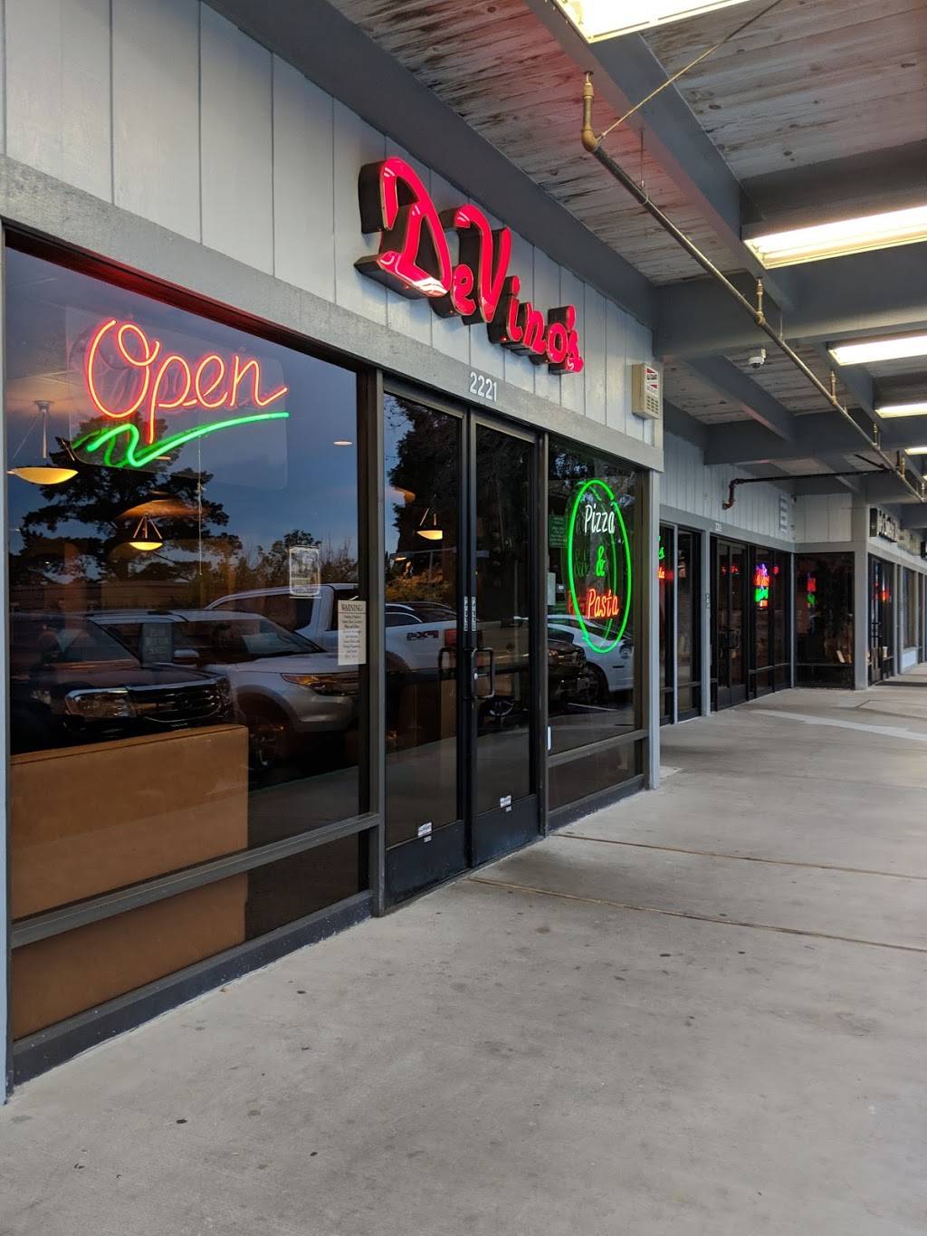DeVinos Pizza & Pasta | restaurant | 1850, 2221 Morello Ave, Pleasant Hill, CA 94523, USA | 9256896666 OR +1 925-689-6666