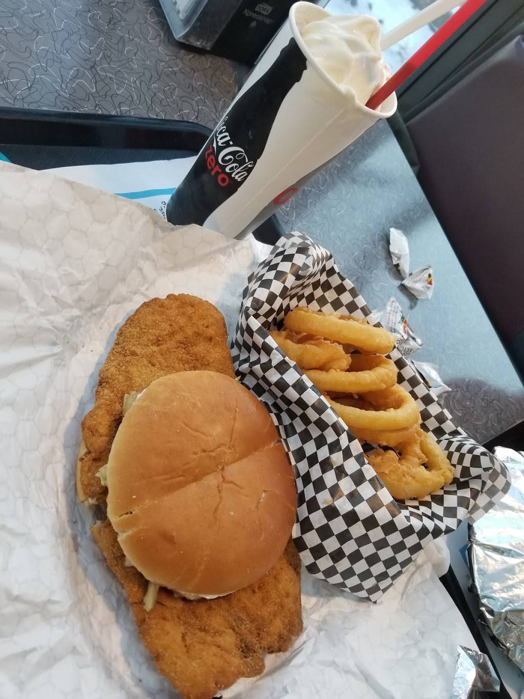 Edwards Drive-In Restaurant | restaurant | 2126 S Sherman Dr, Indianapolis, IN 46203, USA | 3177861638 OR +1 317-786-1638