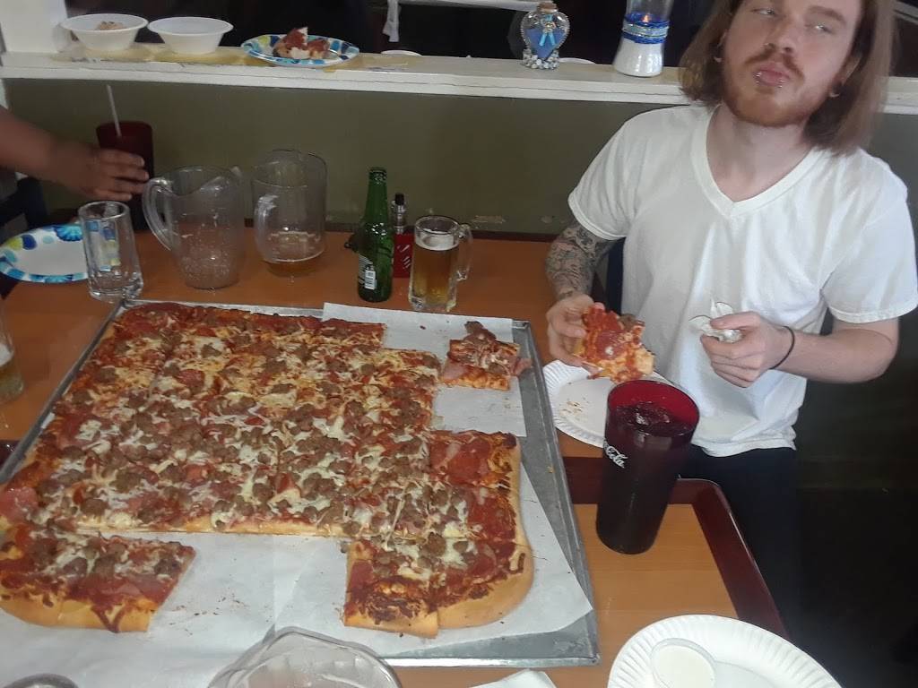 Fat Ducks Pizza South | restaurant | 7925 Bruceville Rd, Sacramento, CA 95823, USA | 9166829945 OR +1 916-682-9945