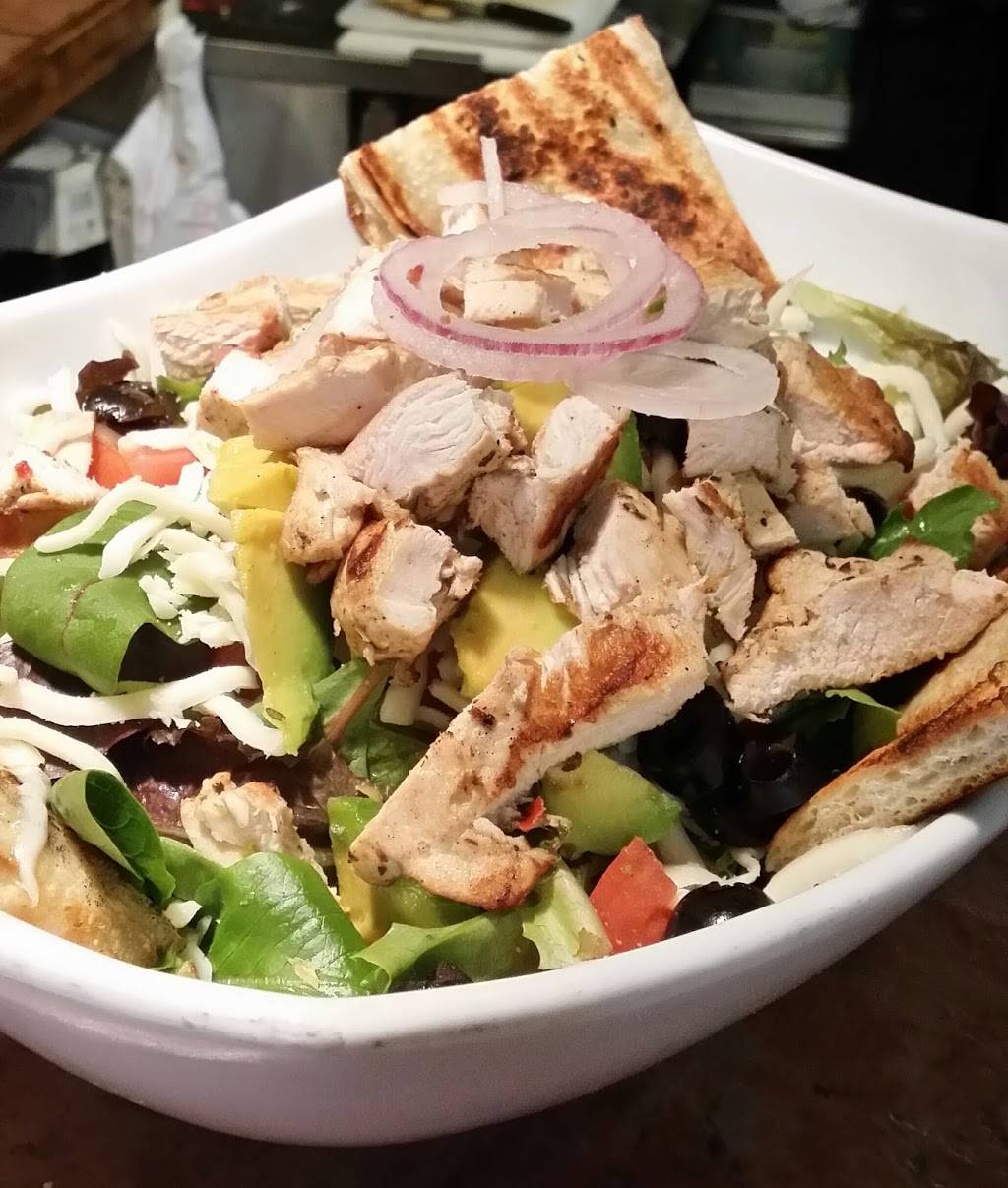 Carluccis Brick Oven Trattoria & Pizzeria | restaurant | 3420 E Atlantic Blvd, Pompano Beach, FL 33062, USA | 9549463150 OR +1 954-946-3150