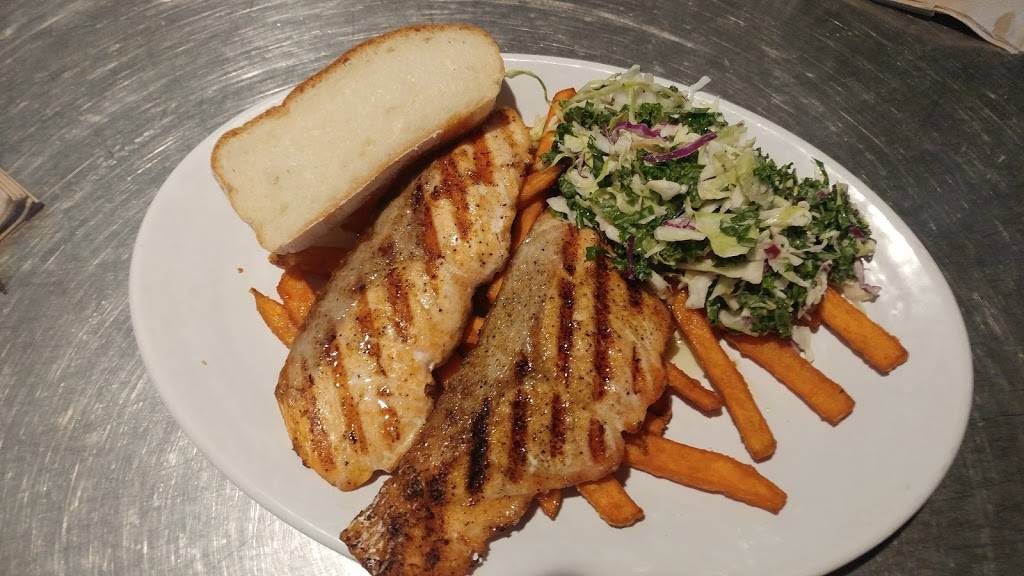California Fish Grill | restaurant | 3801 N Lakewood Blvd, Long Beach, CA 90808, USA | 5624201010 OR +1 562-420-1010