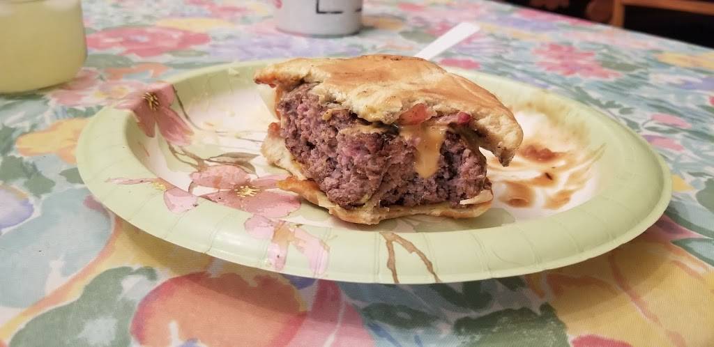 Shrader Shack | restaurant | 117 Fiord Dr, Eaton, OH 45320, USA | 9374564544 OR +1 937-456-4544