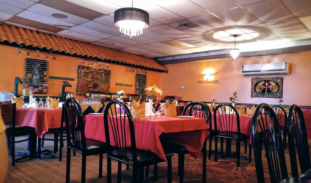 Khana Indian Bistro | restaurant | 709 Fishburn Rd, Hershey, PA 17033, USA | 7175349615 OR +1 717-534-9615