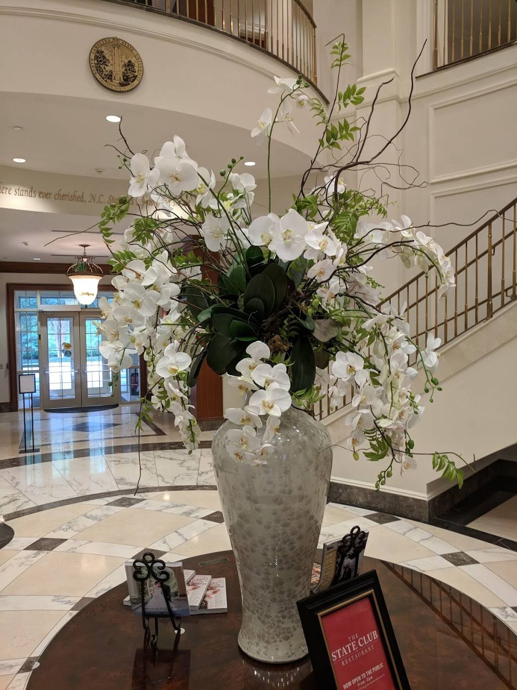 The State Club Restaurant | restaurant | 2450 Alumni Dr, Raleigh, NC 27606, USA | 9195150500 OR +1 919-515-0500