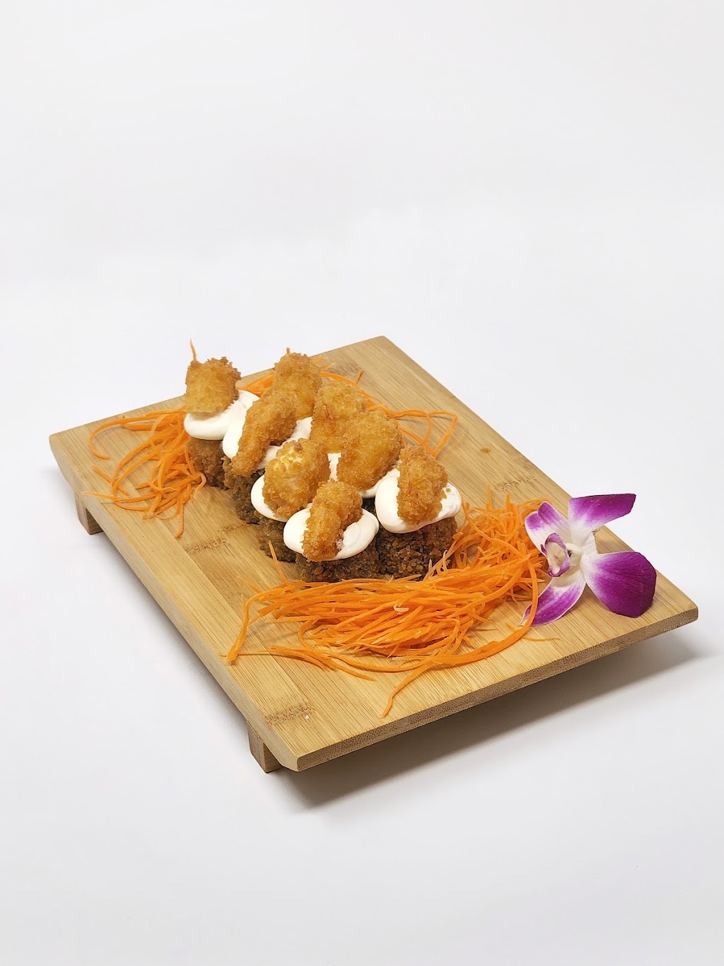 Sugoi Restaurant | restaurant | 415 Lawrence St, Lowell, MA 01852, USA | 9782277785 OR +1 978-227-7785