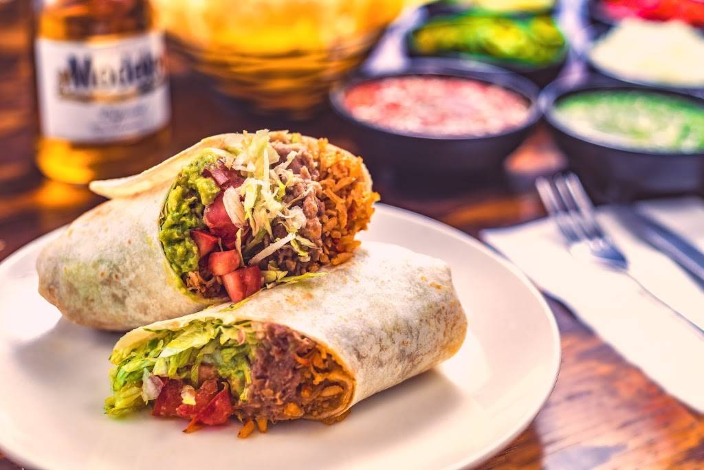 Bobby Ds Mexican Food | restaurant | 2139 N Tustin St # 1, Orange, CA 92865, USA | 7146373900 OR +1 714-637-3900