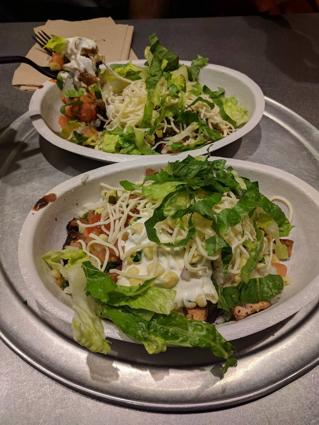 Chipotle Mexican Grill | restaurant | 18019 Highwoods Preserve Pkwy, Tampa, FL 33647, USA | 8139771520 OR +1 813-977-1520