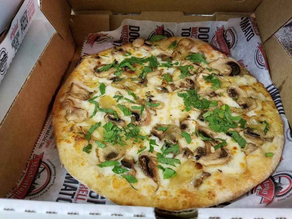 Manhattan Pizza | restaurant | 8365 Leesburg Pike, Vienna, VA 22182, USA | 7034628383 OR +1 703-462-8383