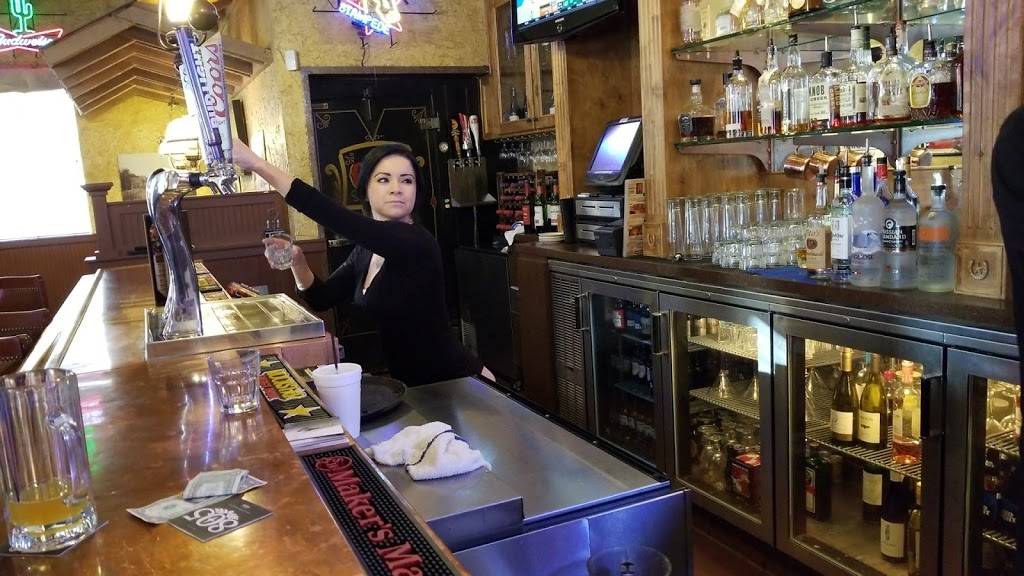 Cool Hand Lukes | Steakhouse | restaurant | 1470 N Cherry St, Tulare, CA 93274, USA | 5596860825 OR +1 559-686-0825