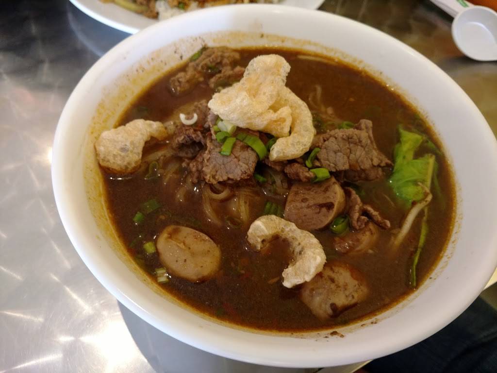 Khun 9 Thai Kitchen | restaurant | 2018 W Carson St, Torrance, CA 90501, USA | 3103284888 OR +1 310-328-4888