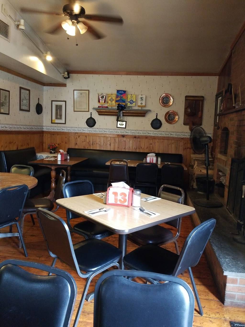 Iron Skillet | restaurant | 2605 Sylvania Mountain Road, Troy, PA 16947, USA | 5702974848 OR +1 570-297-4848