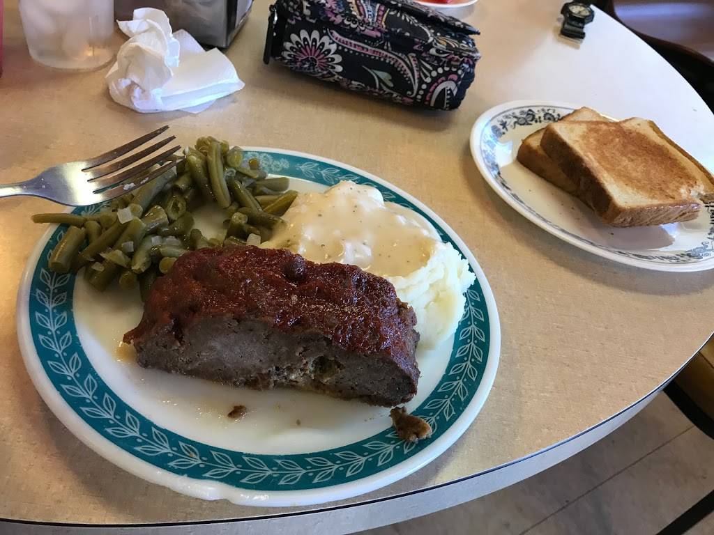 Trading Post Inc | restaurant | 810 N 8th St, Cache, OK 73527, USA | 5804293420 OR +1 580-429-3420