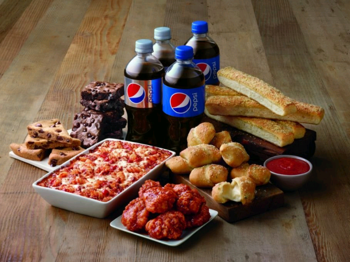 Pizza Hut | restaurant | 900 E Dorothy Ln, Kettering, OH 45419, USA | 9379639797 OR +1 937-963-9797