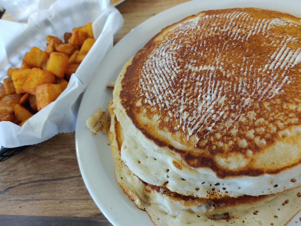 Gunters Family Kitchen & Catering | restaurant | 1499 W Memorial Hwy, Harmony, NC 28634, USA | 7045394549 OR +1 704-539-4549