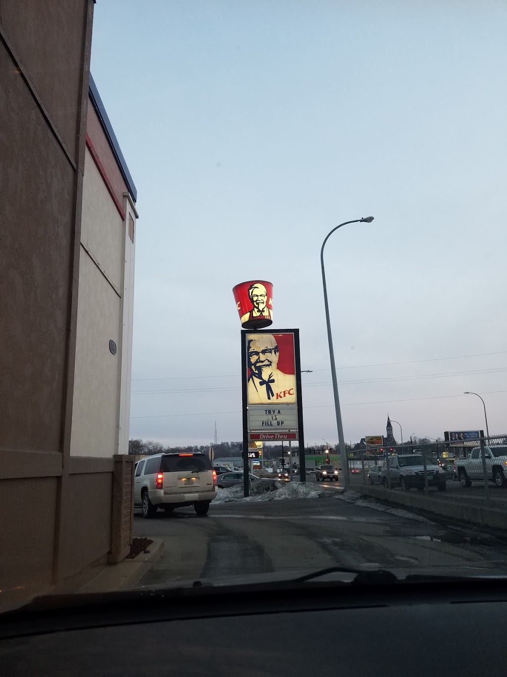 KFC | restaurant | 1500 Hamilton Blvd, Sioux City, IA 51103, USA | 7122583575 OR +1 712-258-3575
