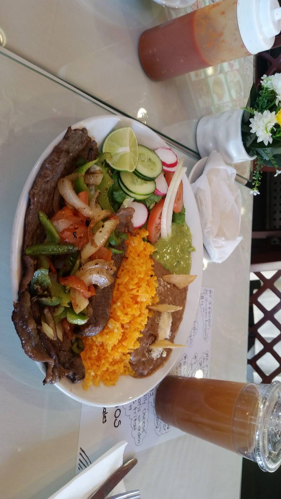 Fresh Pond Corner Coffee Shop | restaurant | 67-22 Fresh Pond Rd, Ridgewood, NY 11385, USA | 7183661595 OR +1 718-366-1595