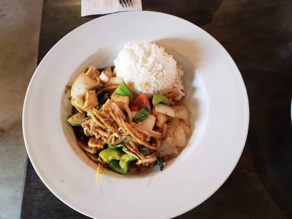 Gin Thai Brasserie | restaurant | 3176 NW 185th Ave, Portland, OR 97229, USA | 5037474895 OR +1 503-747-4895
