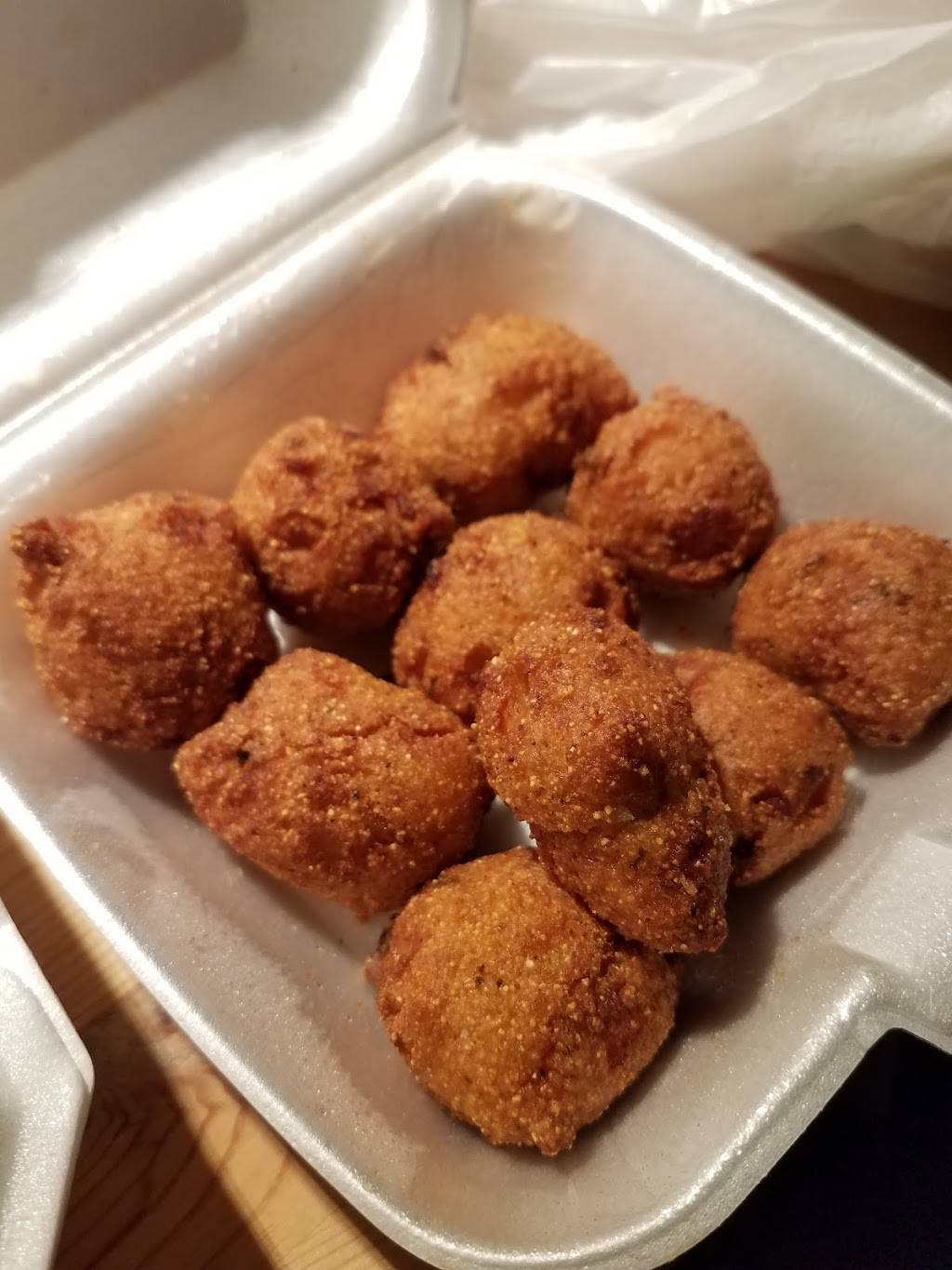 Buffalo Bills Wings & Things | restaurant | 7236 E Colfax Ave, Denver, CO 80220, USA | 3033937777 OR +1 303-393-7777