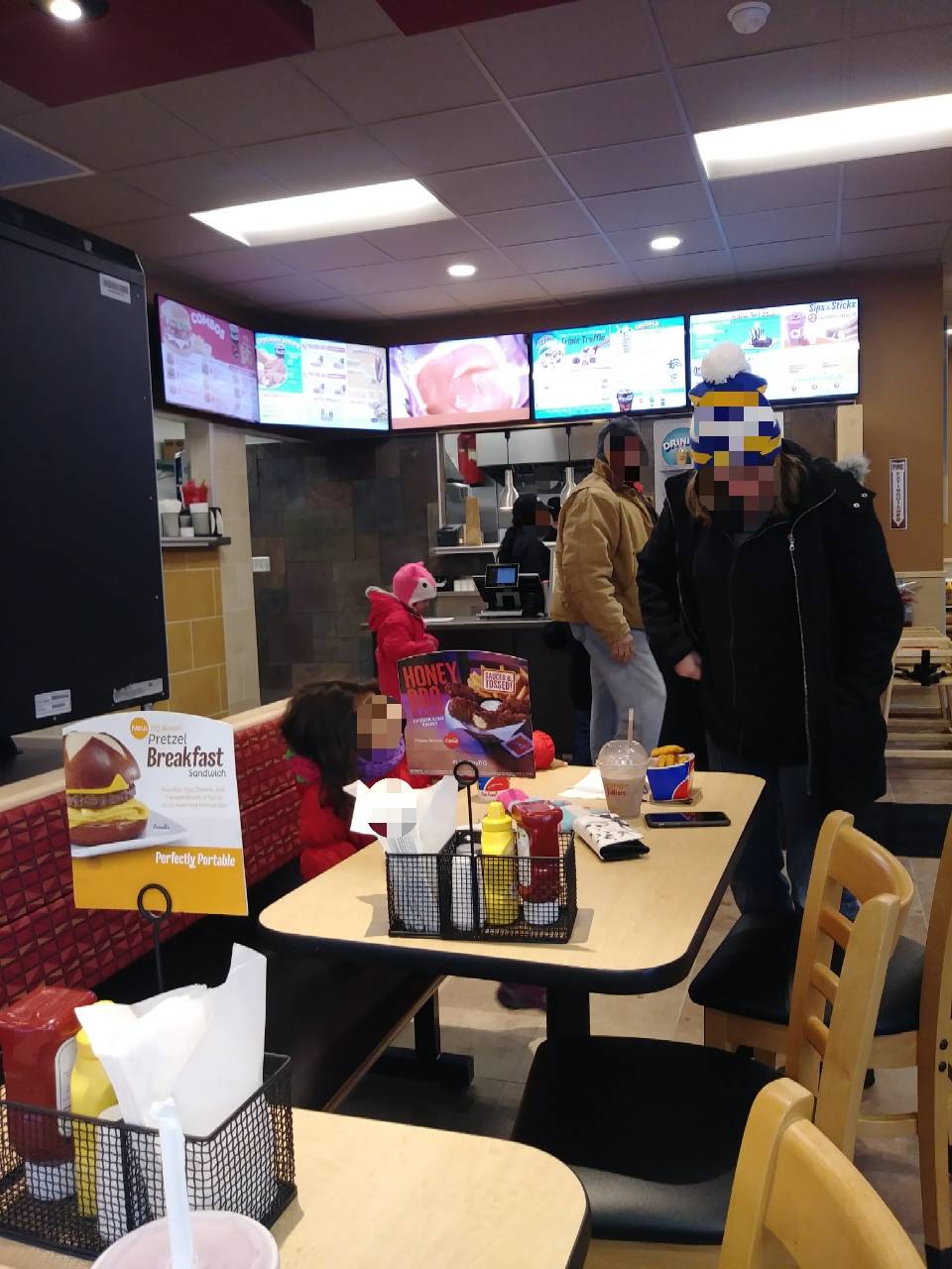 Dairy Queen Grill & Chill | restaurant | 2432 Niagara St, Niagara Falls, NY 14303, USA | 7162851873 OR +1 716-285-1873